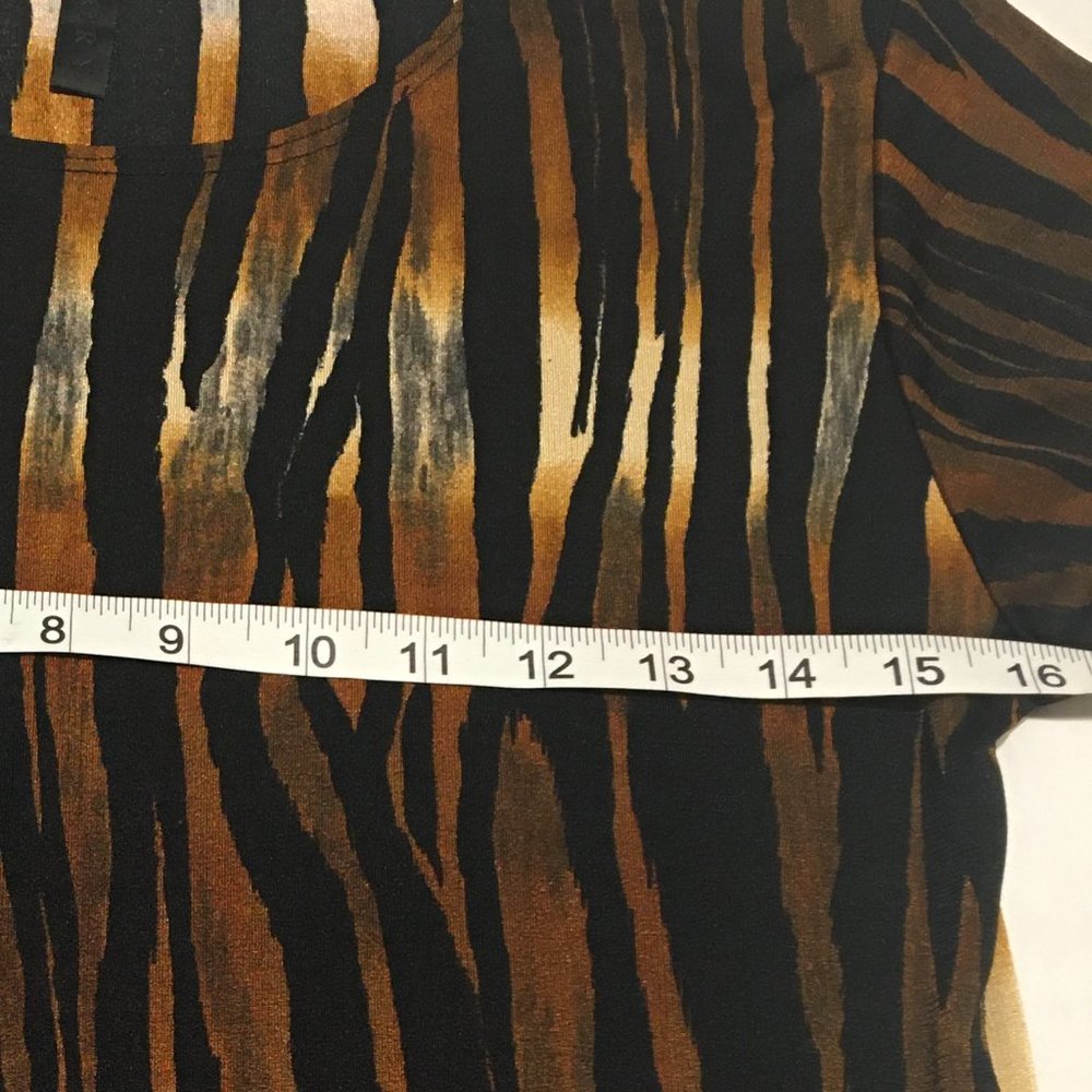 I'Vory Medium Top Animal Print Stretchy very soft. - Picture 5 of 6